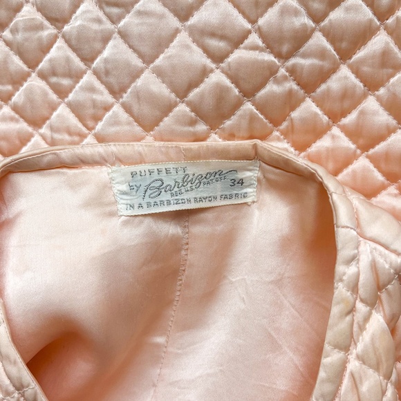 Vintage 1940s Pink Quilted Silk Bed Jacket (XS/S) - Picture 15 of 15